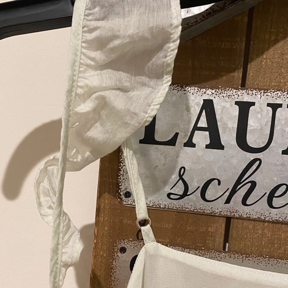 Express Mint Green Ruffle Sleeveless Top - Picture 6 of 6